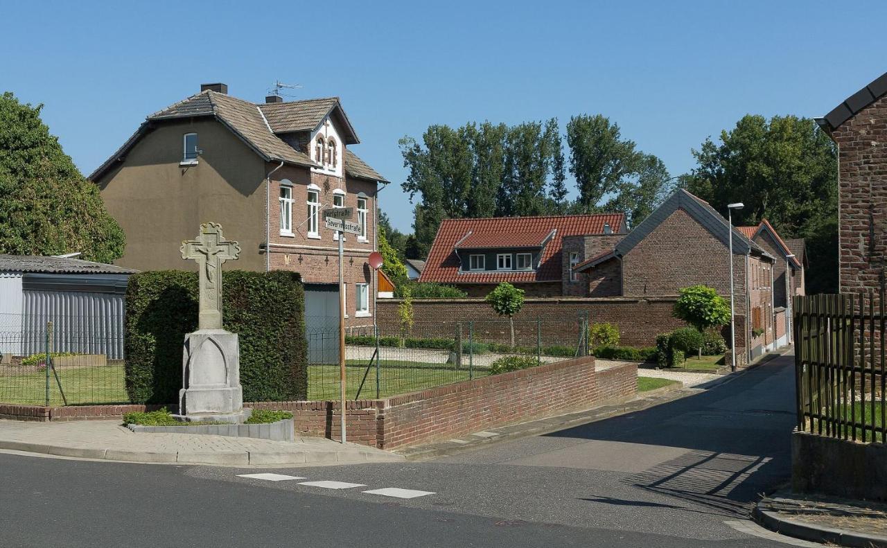 B&B 'T Wehrzien Selfkant Buitenkant foto